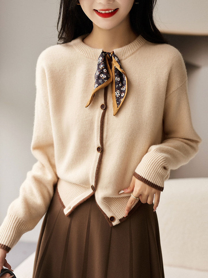 Aurora™ - Vintage Crew Neck Knitted Cardigan